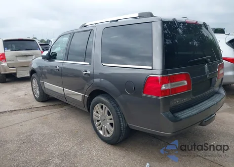 2014 Lincoln Navigator z USA, uszkodzony, nr VIN 5LMJJ2H50EEL06468